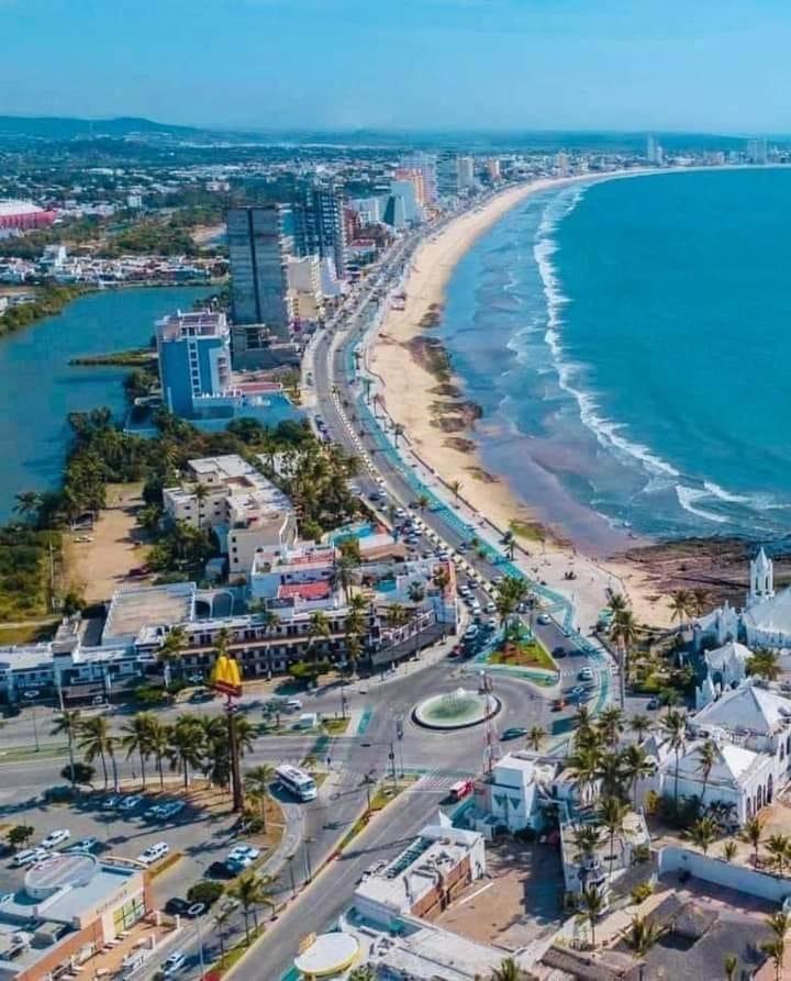Willa Casa Brisa Y Departamentos! A 3 Min La Playa&Malecon Mazatlán Zewnętrze zdjęcie